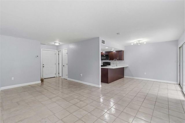 1125 LONGFELLOW WAY 125-B, Sarasota, FL 34243