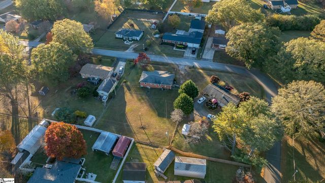 108 Belmont Circle, Easley, SC 29642