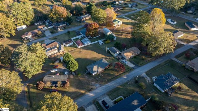 108 Belmont Circle, Easley, SC 29642