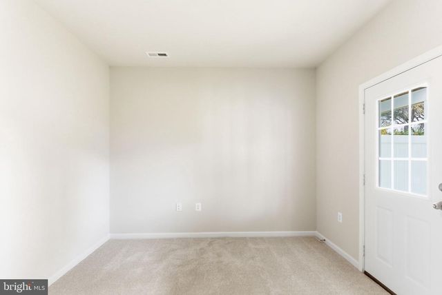 213 MONTEITH DR, Winchester, VA 22601