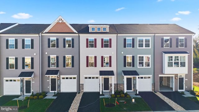 213 MONTEITH DR, Winchester, VA 22601