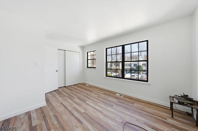 303 Maplecrest Rd, Edison Twp., NJ 08820