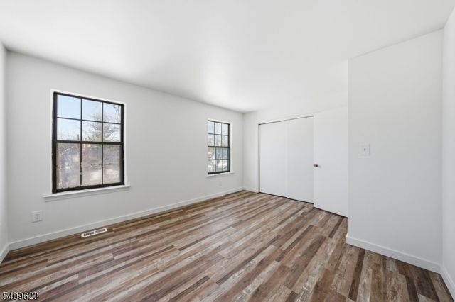 303 Maplecrest Rd, Edison Twp., NJ 08820