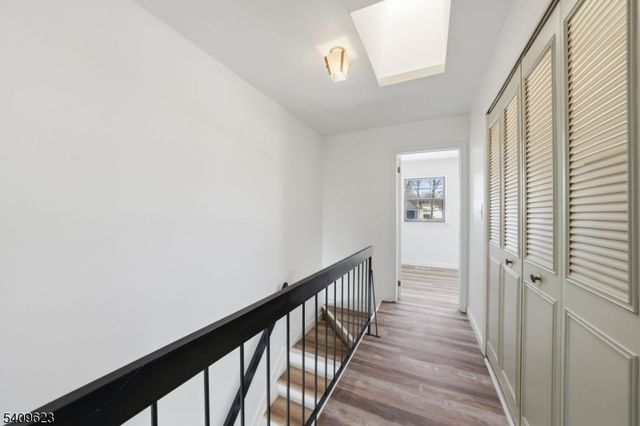 303 Maplecrest Rd, Edison Twp., NJ 08820