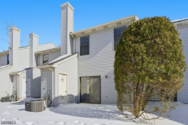 303 Maplecrest Rd, Edison Twp., NJ 08820