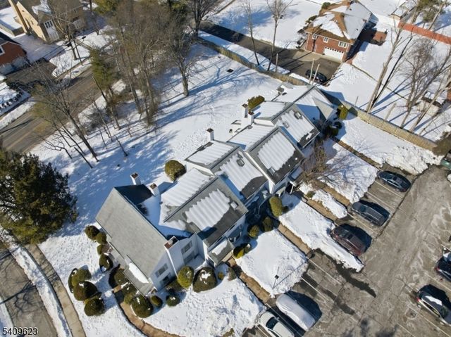 303 Maplecrest Rd, Edison Twp., NJ 08820