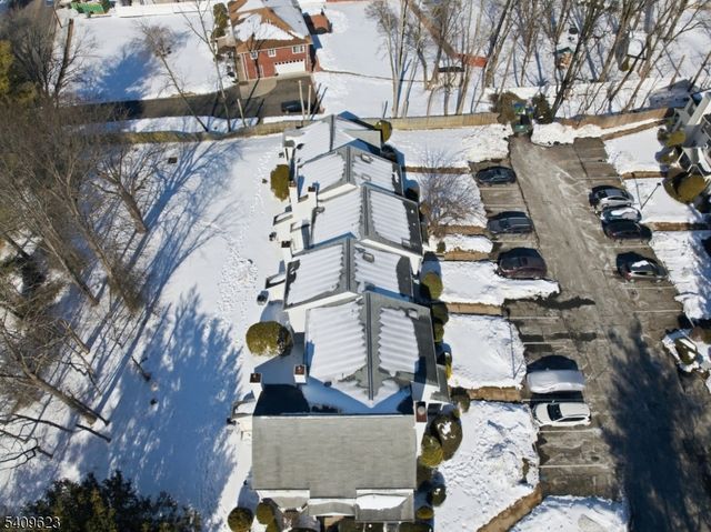 303 Maplecrest Rd, Edison Twp., NJ 08820