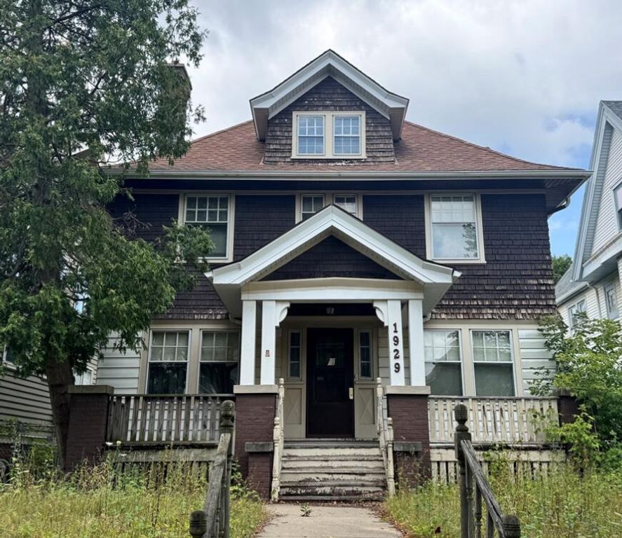 1929 N 49th STREET, Milwaukee, WI 53208