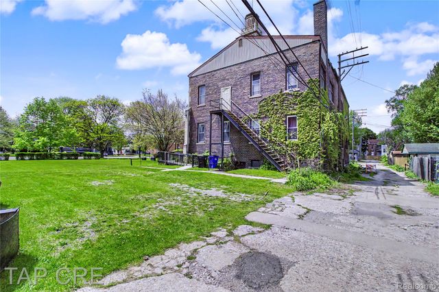 400 W Grand Boulevard, Detroit, MI 48216
