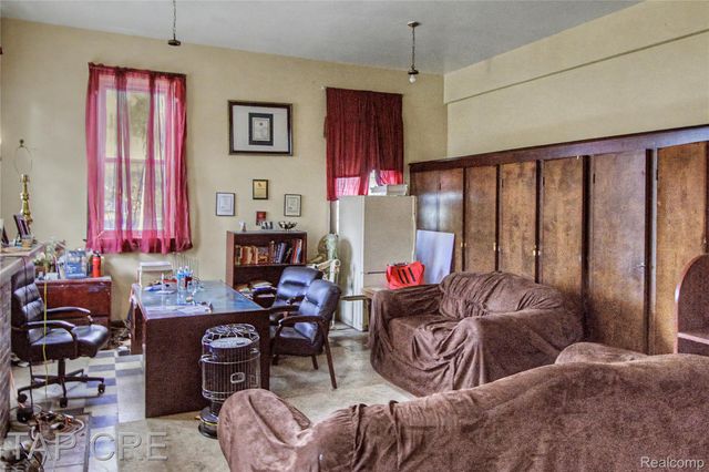 400 W Grand Boulevard, Detroit, MI 48216