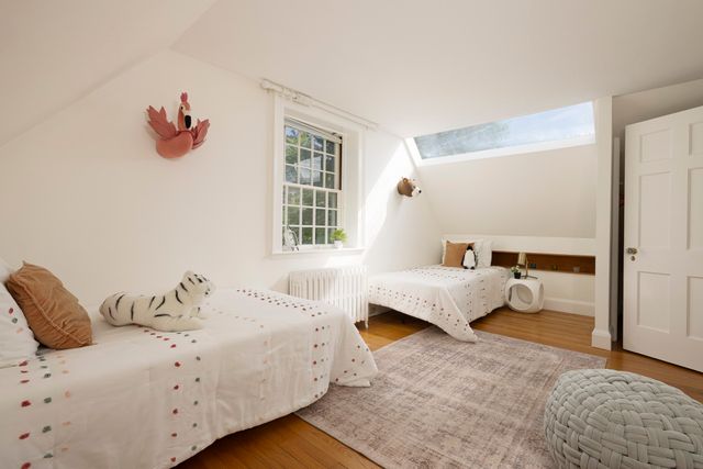 19 Gray Gardens East, Cambridge, MA 02138