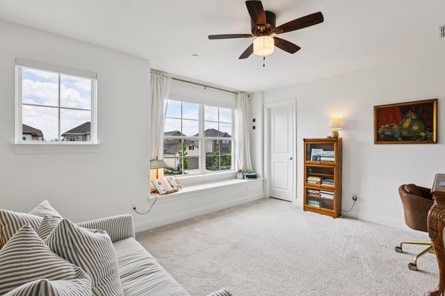 17318 Hattie TRCE, Austin, TX 78738