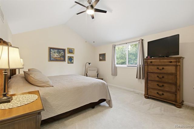 2585 South Commerce Road, Wolverine Lake, MI 48390