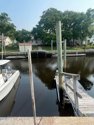 503 Peninsula Drive, Carolina Beach, NC 28428