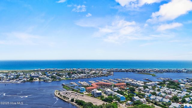 503 Peninsula Drive, Carolina Beach, NC 28428