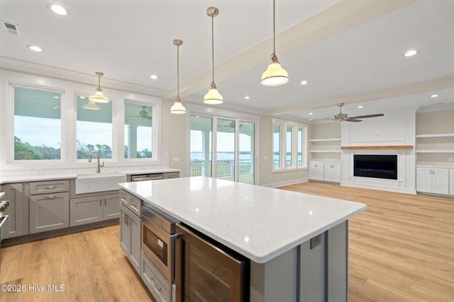 503 Peninsula Drive, Carolina Beach, NC 28428