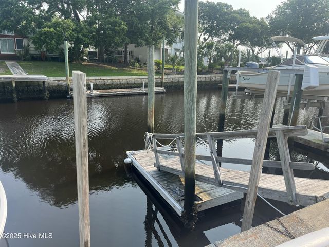 503 Peninsula Drive, Carolina Beach, NC 28428