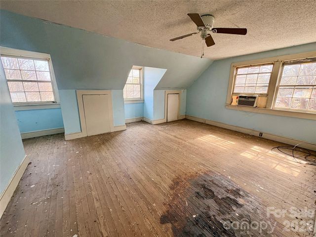 3891 Wilkesboro Highway, Statesville, NC 28625