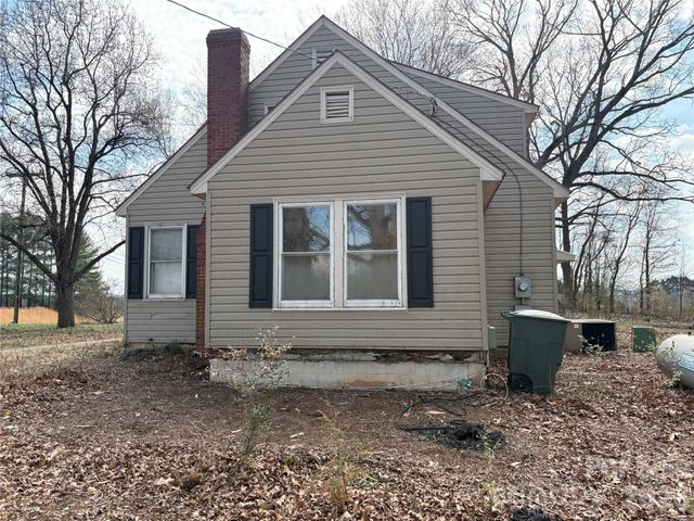 3891 Wilkesboro Highway, Statesville, NC 28625