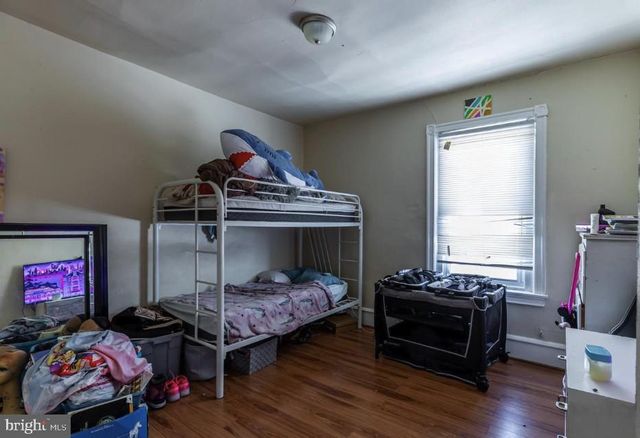 5225 CHESTER AVE, Philadelphia, PA 19143