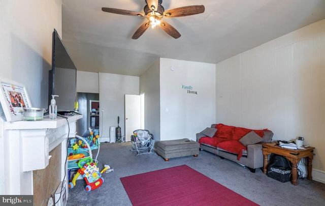 5225 CHESTER AVE, Philadelphia, PA 19143