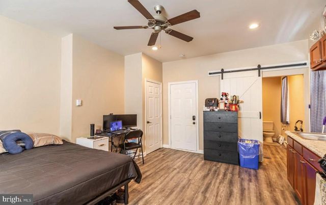 5225 CHESTER AVE, Philadelphia, PA 19143