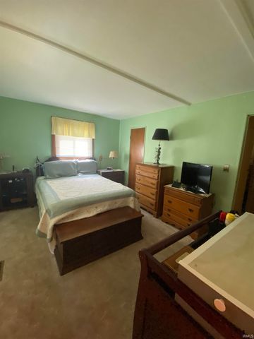 814 Elnora Drive, Fort Wayne, IN 46825