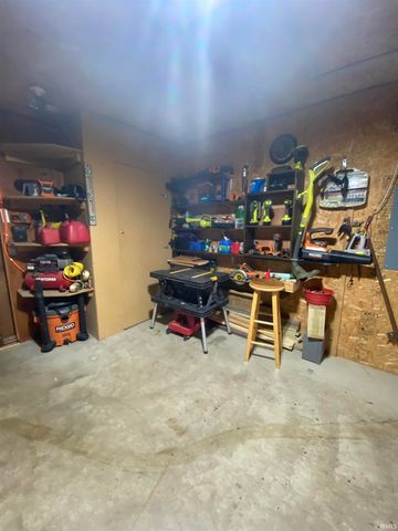 814 Elnora Drive, Fort Wayne, IN 46825