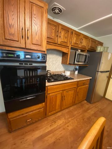 814 Elnora Drive, Fort Wayne, IN 46825
