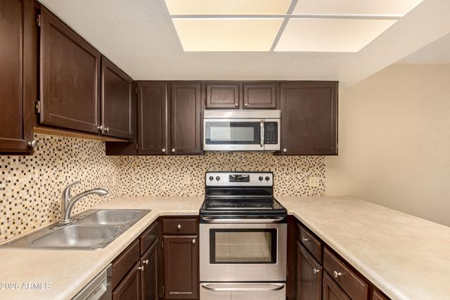 2127 E 10TH Street 4, Tempe, AZ 85281