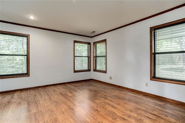 15016 246th Street, Lawrence, KS 66044