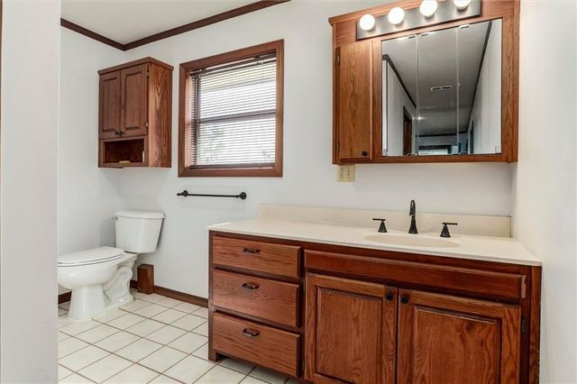 15016 246th Street, Lawrence, KS 66044