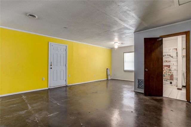 15016 246th Street, Lawrence, KS 66044