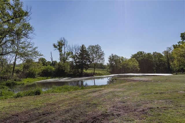 15016 246th Street, Lawrence, KS 66044