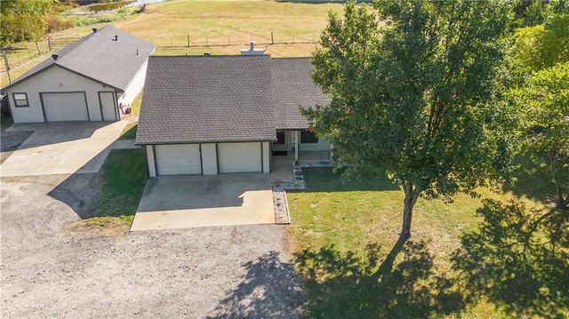 15016 246th Street, Lawrence, KS 66044