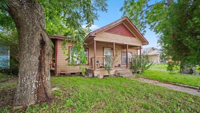 1409 Lauraine Street, Brenham, TX 77833