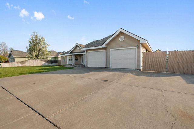 6324 Altadena Drive, Klamath Falls, OR 97603