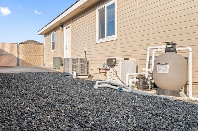 6324 Altadena Drive, Klamath Falls, OR 97603
