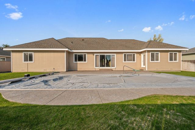 6324 Altadena Drive, Klamath Falls, OR 97603