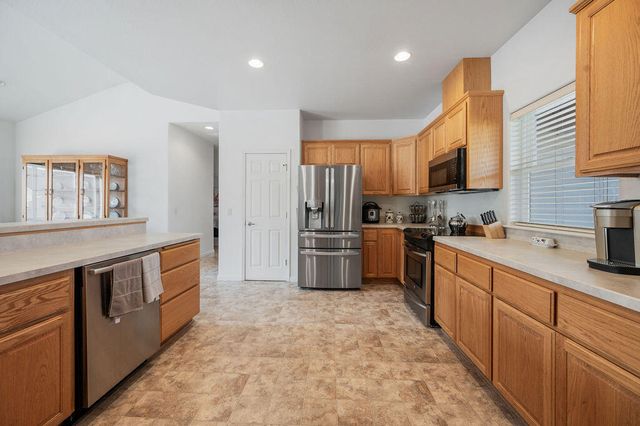 6324 Altadena Drive, Klamath Falls, OR 97603