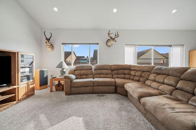 6324 Altadena Drive, Klamath Falls, OR 97603
