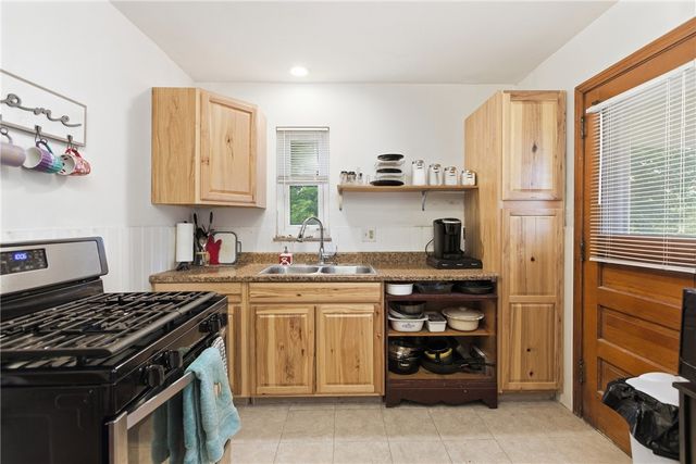 3680 Oakleaf, Baldwin Boro, PA 15227