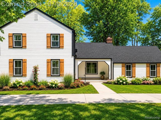 26914 Pebblestone Street, Southfield, MI 48034