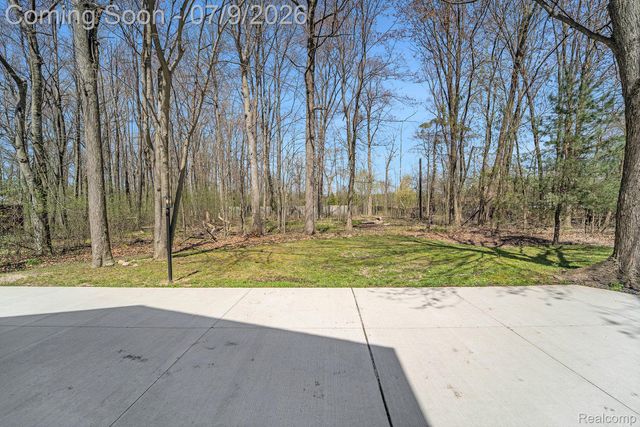 26914 Pebblestone Street, Southfield, MI 48034