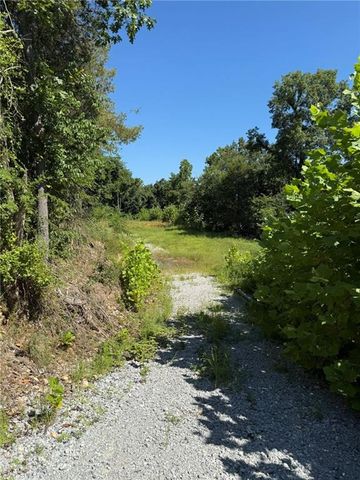 18358 and 18362 Ponderosa Drive, Springdale, AR 72764