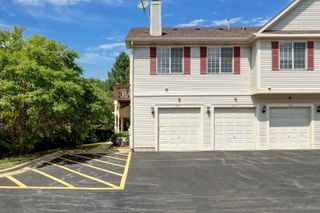 590 Fox Ridge Drive 590, Fox Lake, IL 60020