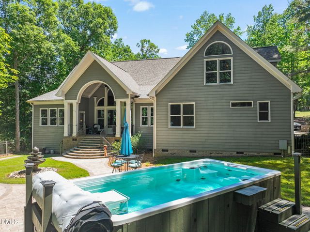 2031 Silverleaf Drive, Youngsville, NC 27596