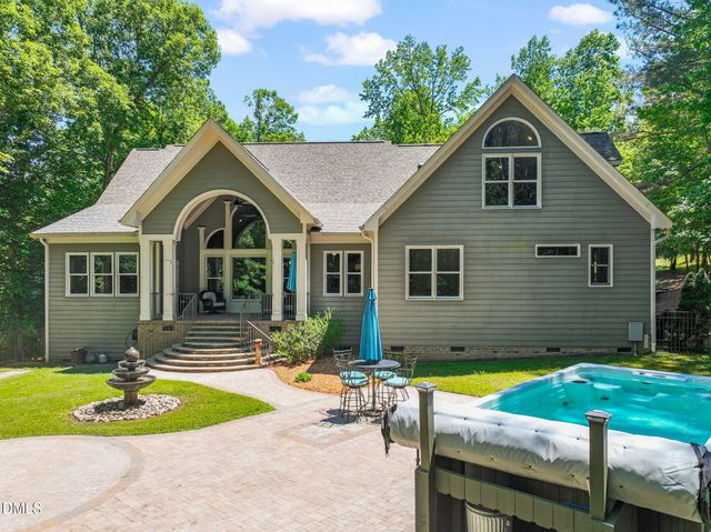 2031 Silverleaf Drive, Youngsville, NC 27596