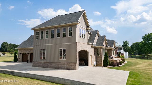6344 Golden Pond Road, Elm City, NC 27822