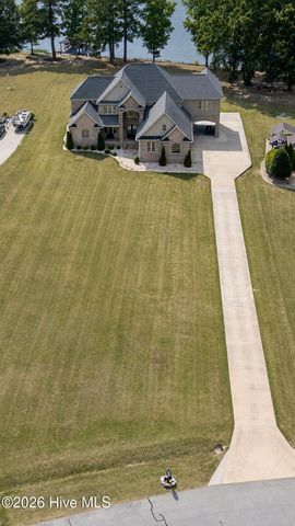 6344 Golden Pond Road, Elm City, NC 27822